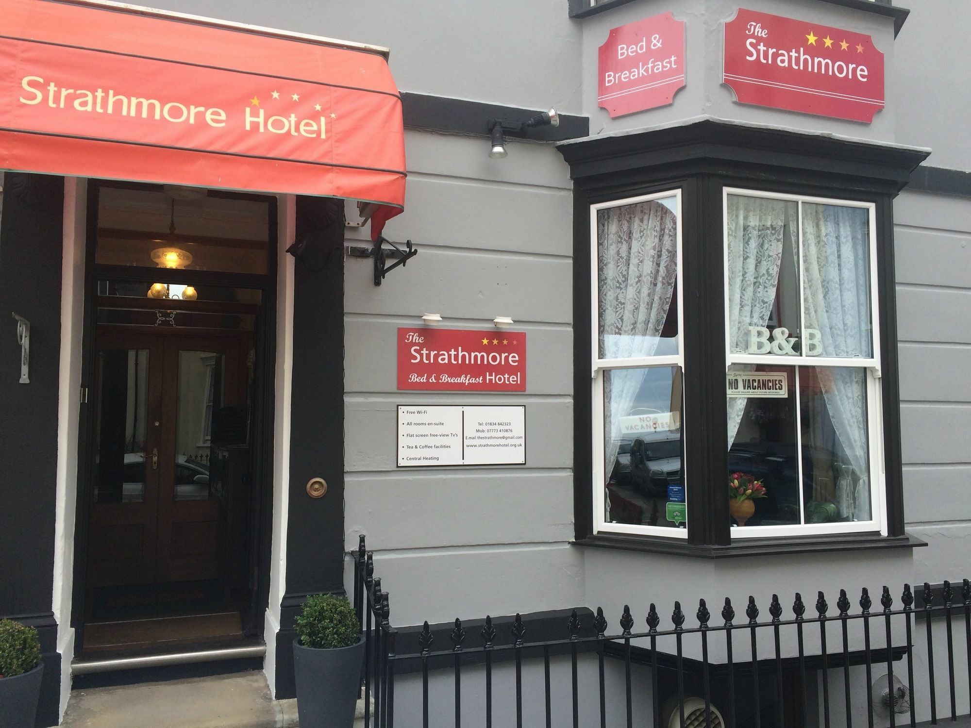 The Strathmore Tenby Exterior photo