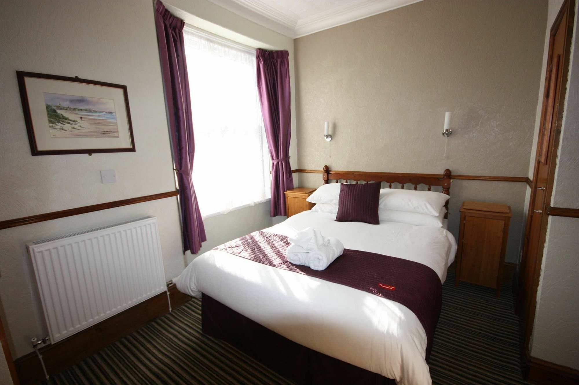 The Strathmore Tenby Exterior photo